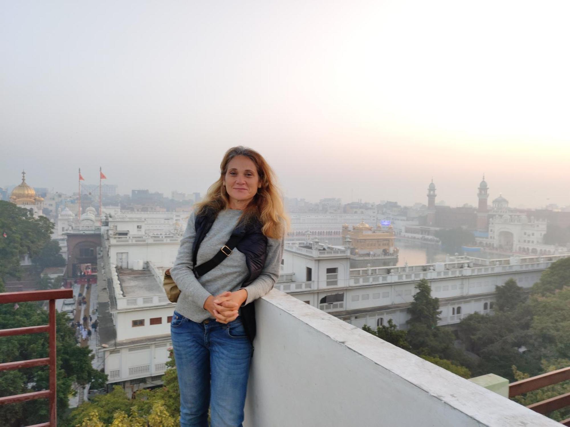אמריצר 4N Homestay- Golden Temple View מראה חיצוני תמונה